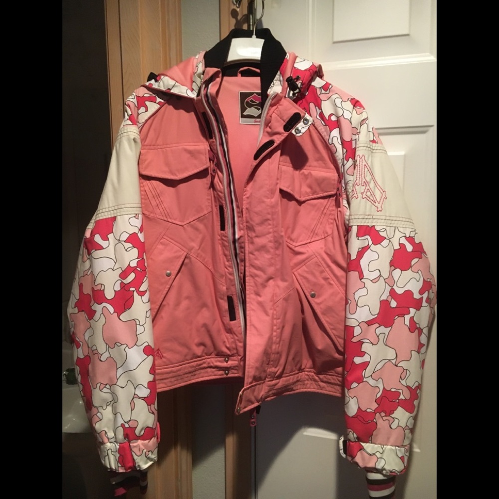Adorable Ski/Snowboard Jacket